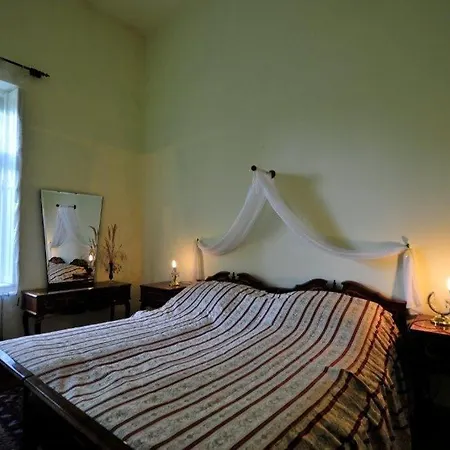 Bed and Breakfast Fabianics Kastely Misefa Exterior foto